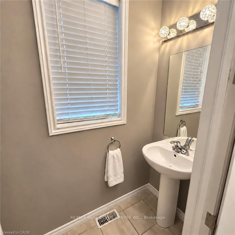 Photo 5 of 26 Strauch Avenue, Waterloo, Beechwood/University — HOMEH