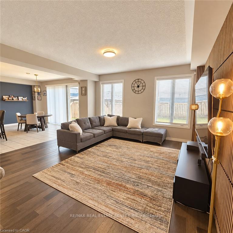 Photo 6 of 26 Strauch Avenue, Waterloo, Beechwood/University — HOMEH