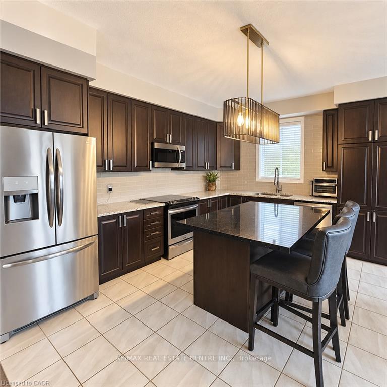 Photo 11 of 26 Strauch Avenue, Waterloo, Beechwood/University — HOMEH