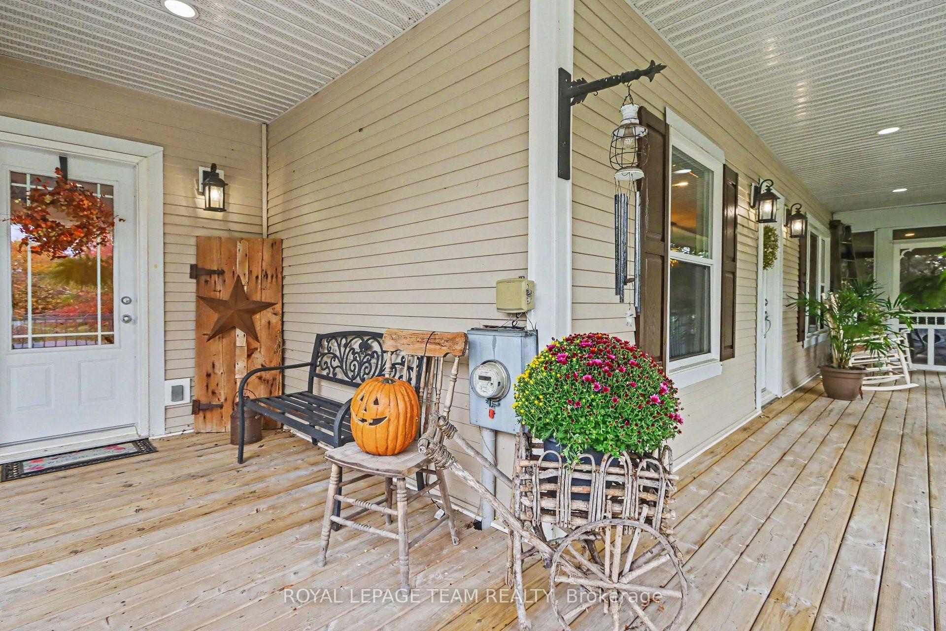 Photo 2 of 10496 St John Street, North Dundas, North Dundas (Mountain) Twp — HOMEH