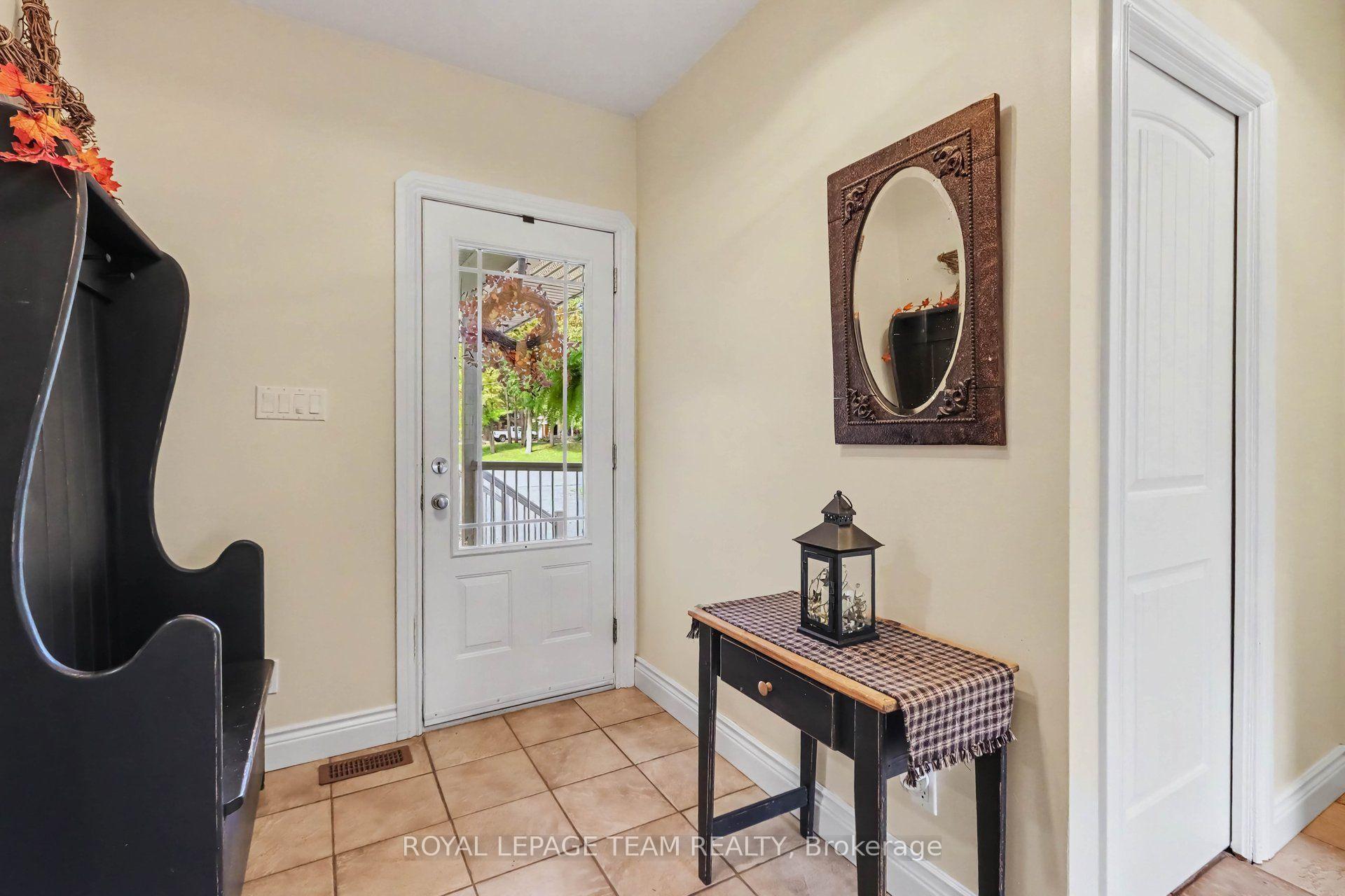 Photo 3 of 10496 St John Street, North Dundas, North Dundas (Mountain) Twp — HOMEH