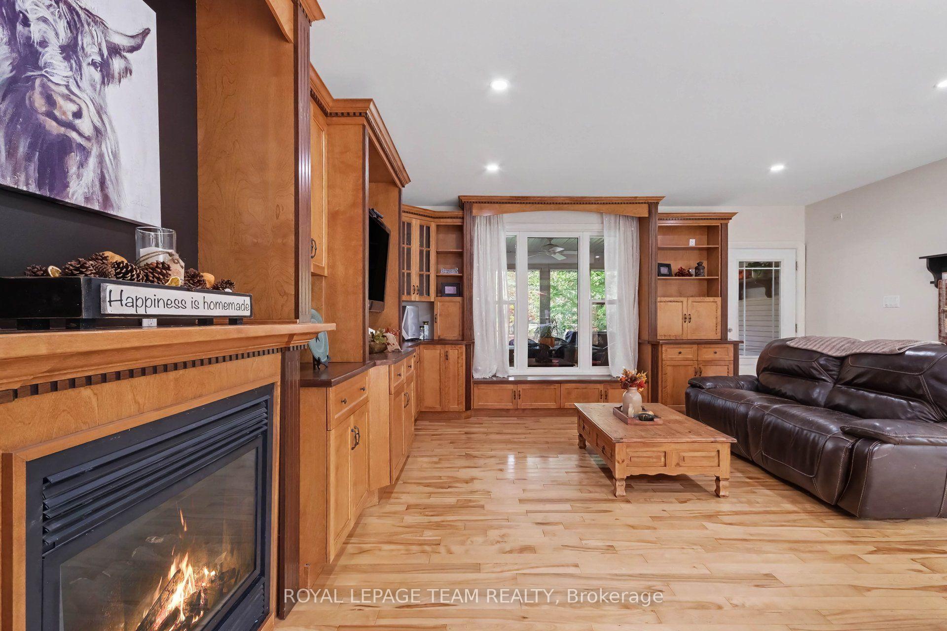 Photo 14 of 10496 St John Street, North Dundas, North Dundas (Mountain) Twp — HOMEH