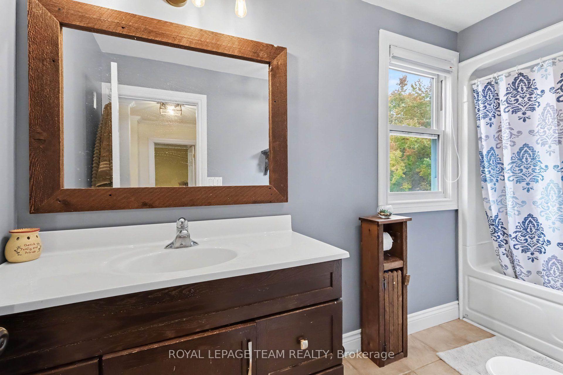 Photo 26 of 10496 St John Street, North Dundas, North Dundas (Mountain) Twp — HOMEH