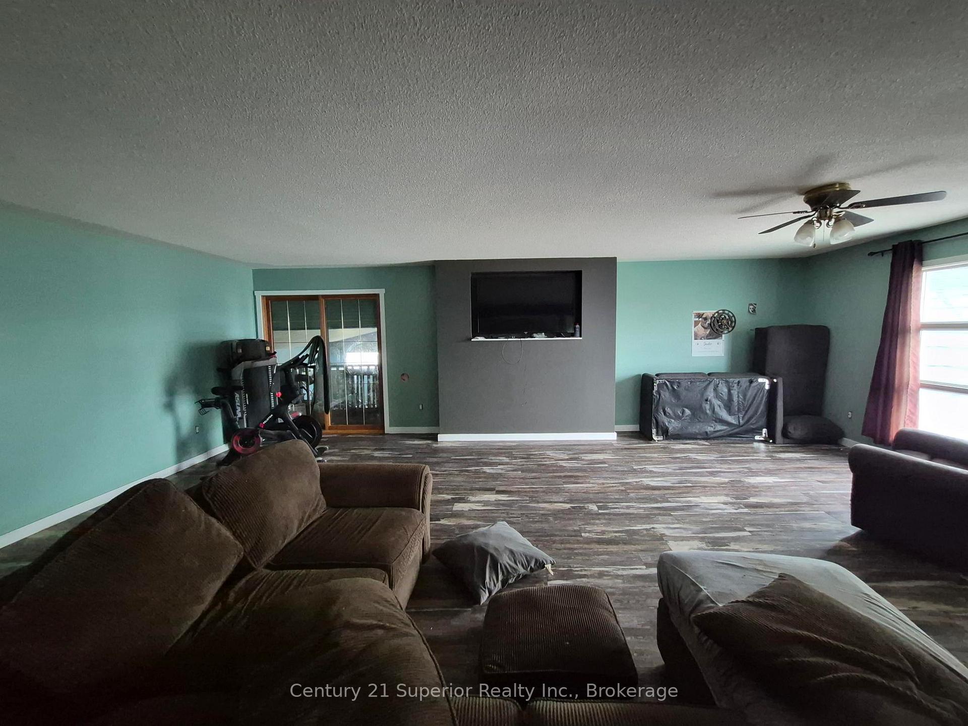 Photo 31 of 500 Peary Street W, Schreiber — HOMEH