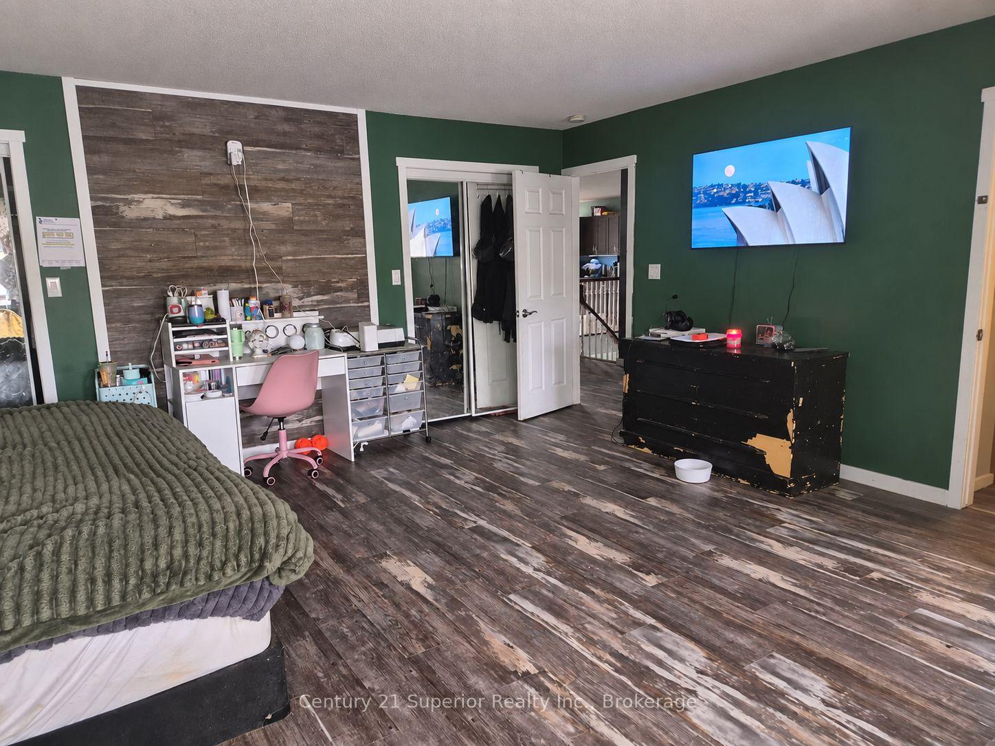 Photo 33 of 500 Peary Street W, Schreiber — HOMEH
