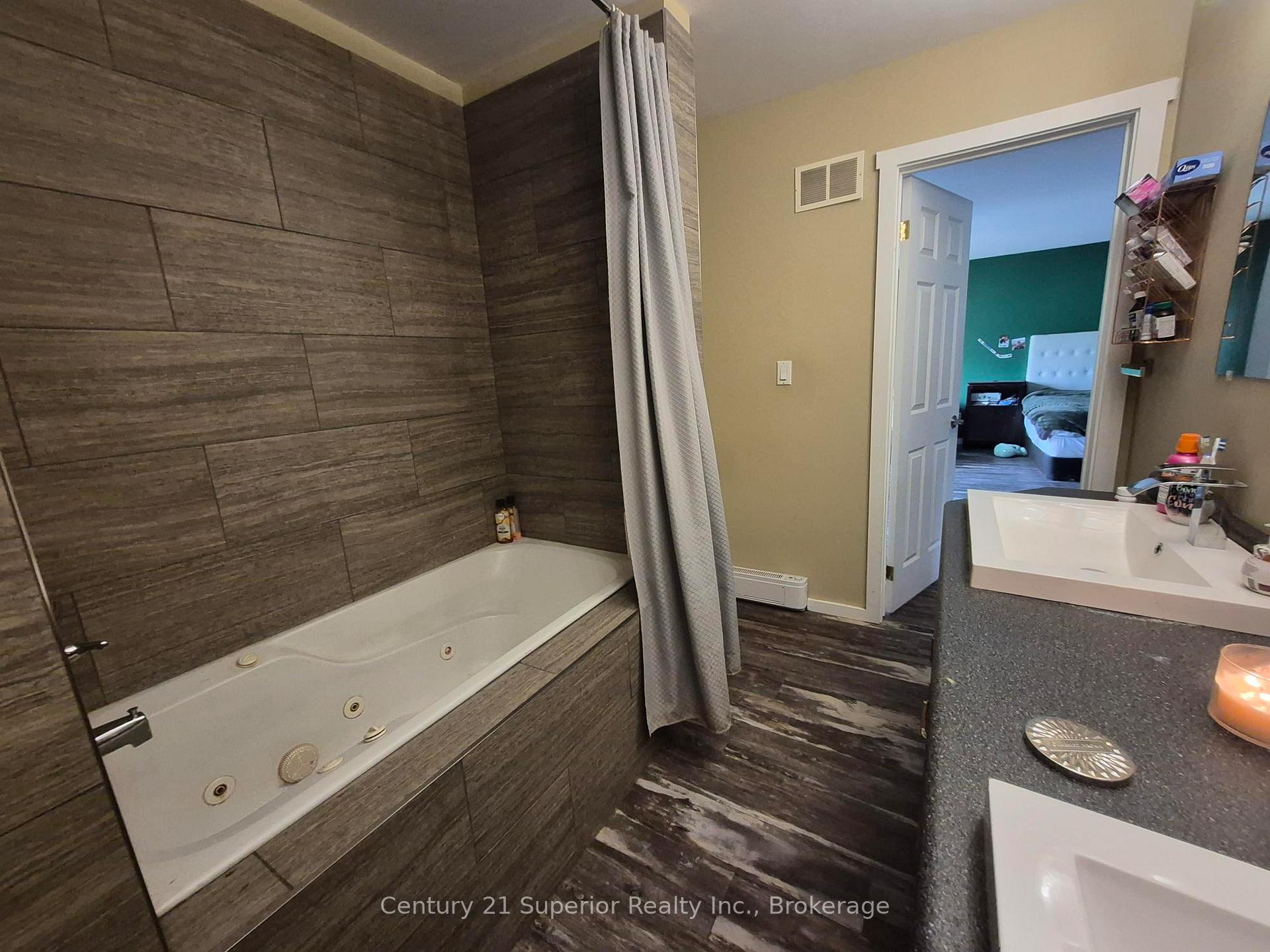 Photo 35 of 500 Peary Street W, Schreiber — HOMEH