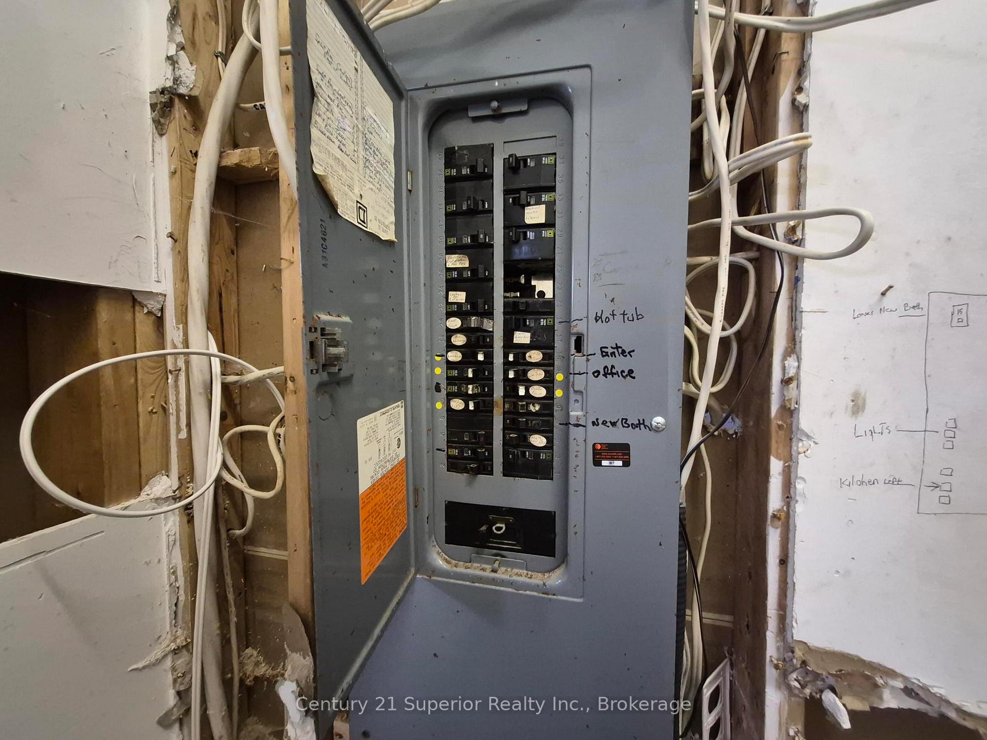 Photo 43 of 500 Peary Street W, Schreiber — HOMEH