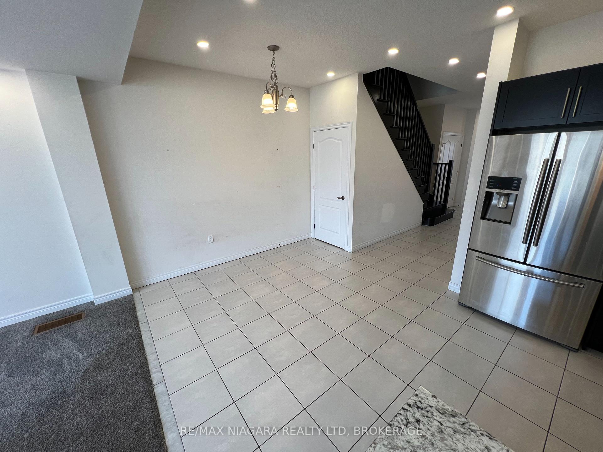 Photo 23 of 23 Fairgrounds Drive, Hamilton, Binbrook — HOMEH