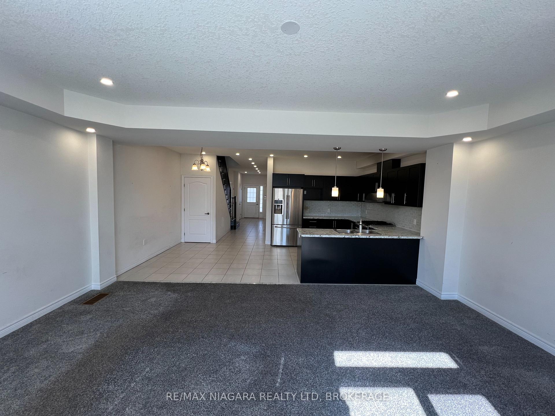 Photo 27 of 23 Fairgrounds Drive, Hamilton, Binbrook — HOMEH