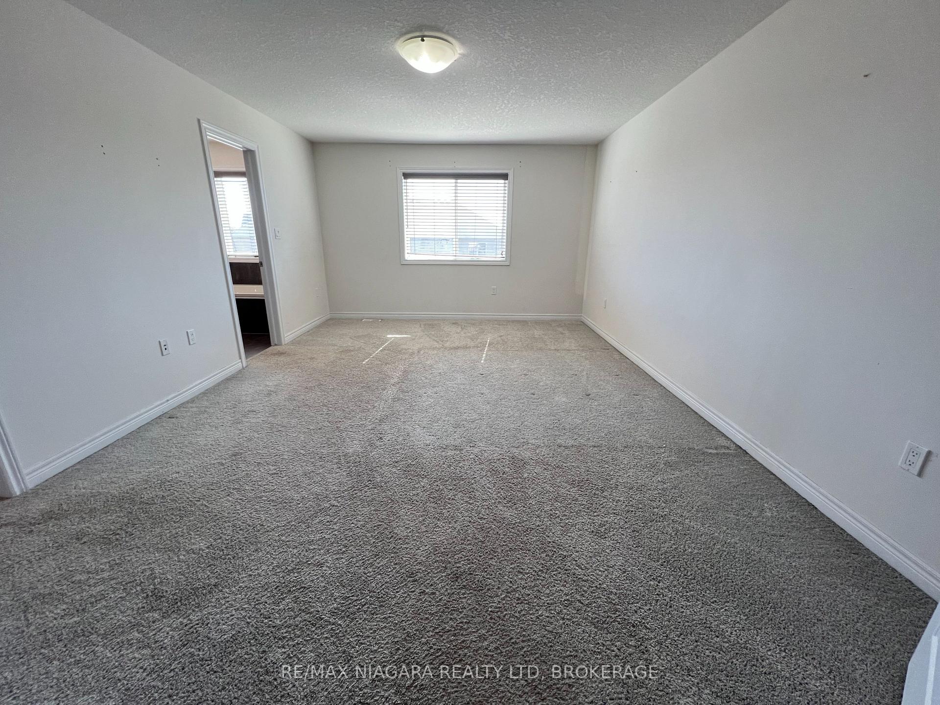 Photo 51 of 23 Fairgrounds Drive, Hamilton, Binbrook — HOMEH