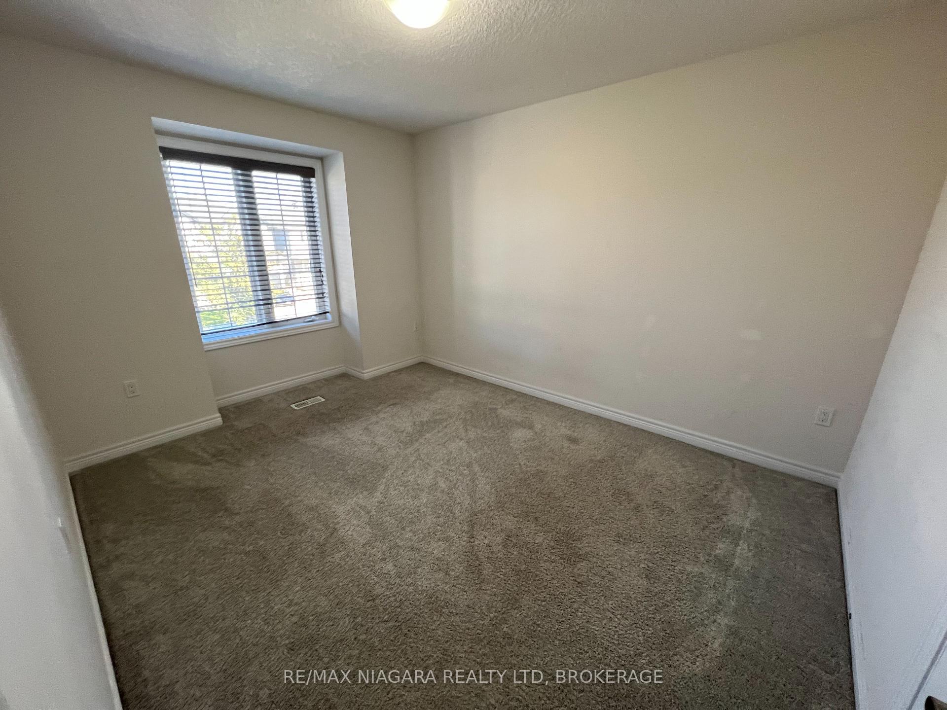 Photo 63 of 23 Fairgrounds Drive, Hamilton, Binbrook — HOMEH