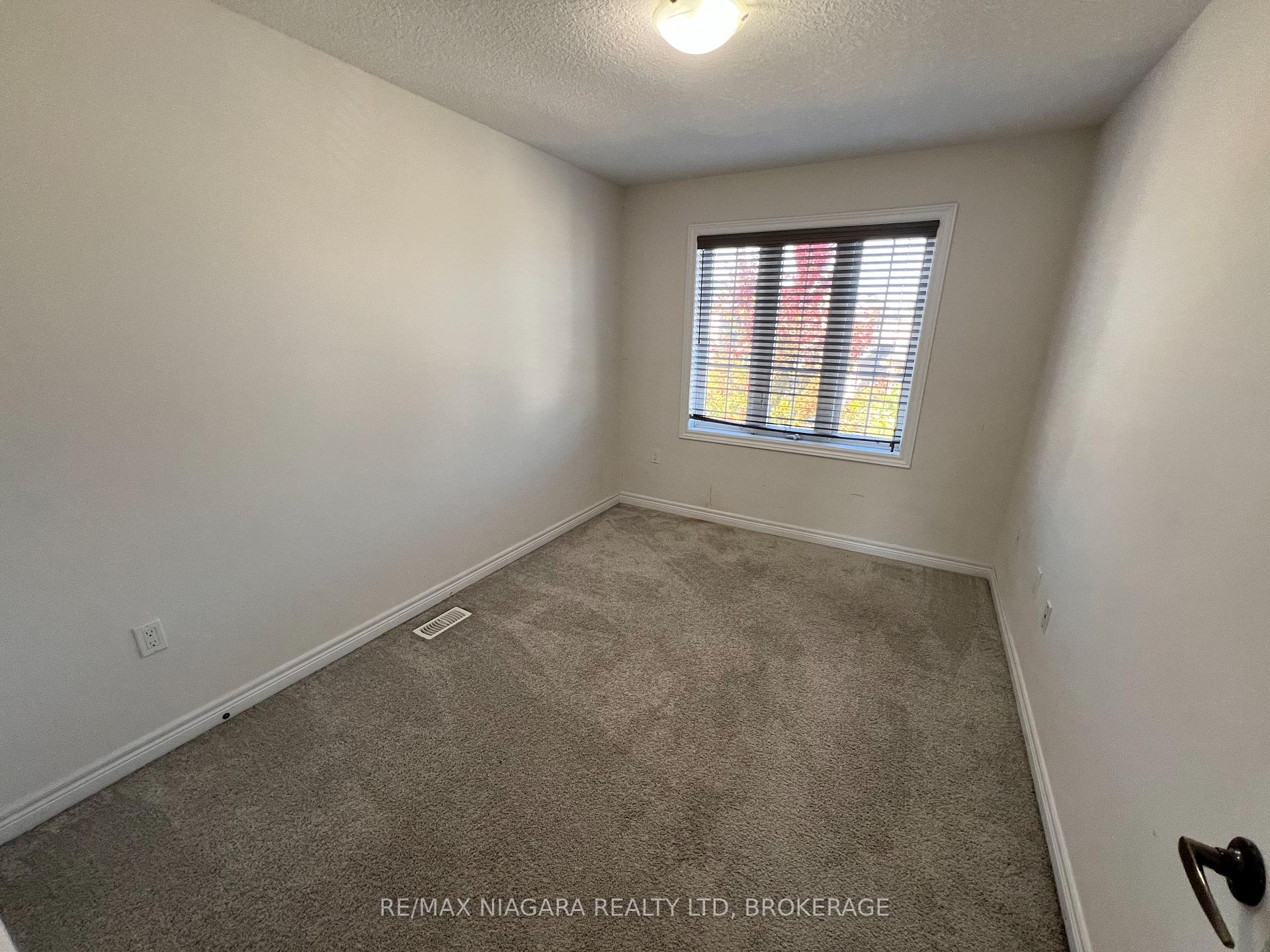 Photo 69 of 23 Fairgrounds Drive, Hamilton, Binbrook — HOMEH