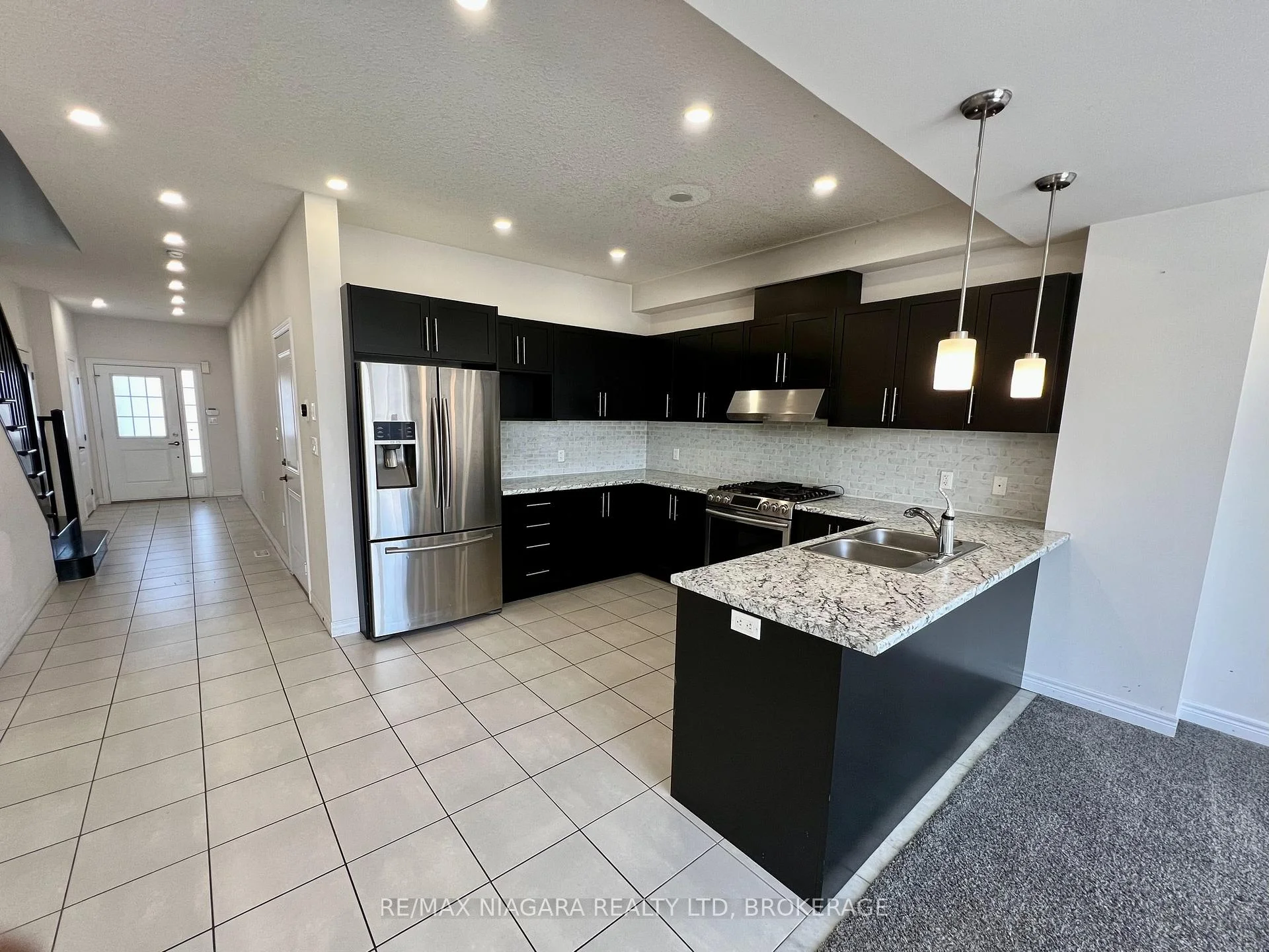 Photo 24 of 23 Fairgrounds Drive, Hamilton, Binbrook — HOMEH