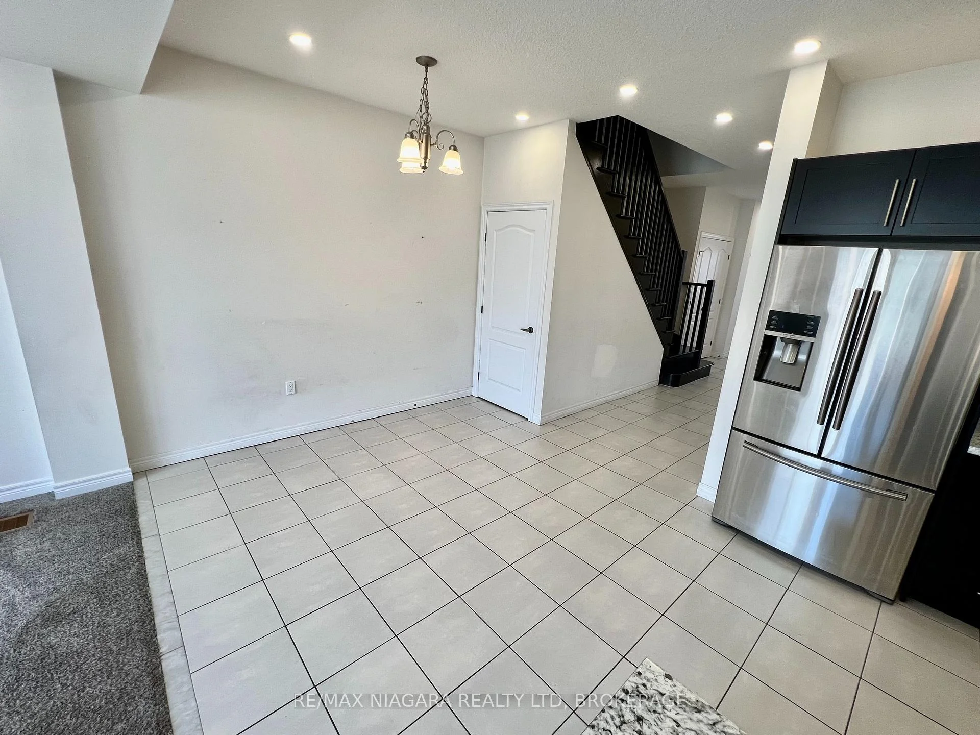 Photo 30 of 23 Fairgrounds Drive, Hamilton, Binbrook — HOMEH