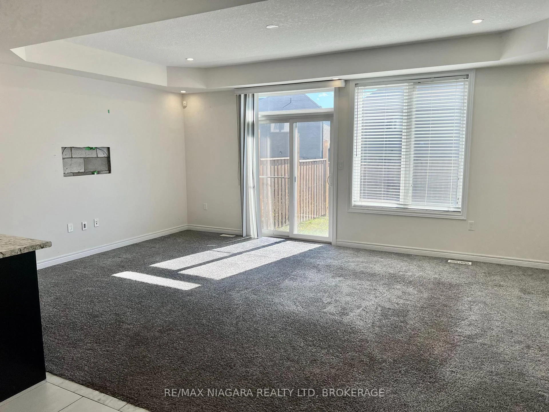 Photo 34 of 23 Fairgrounds Drive, Hamilton, Binbrook — HOMEH