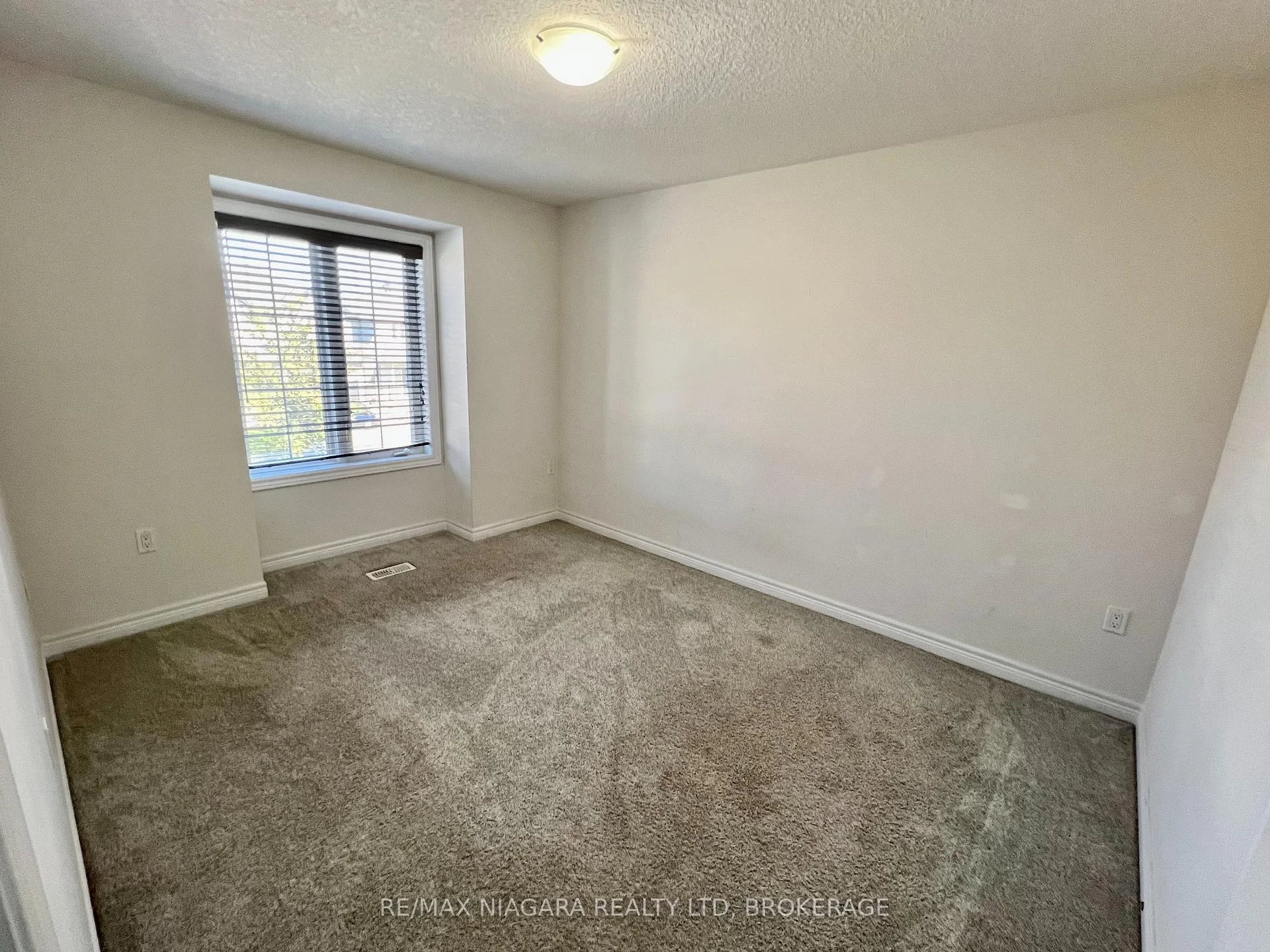 Photo 70 of 23 Fairgrounds Drive, Hamilton, Binbrook — HOMEH