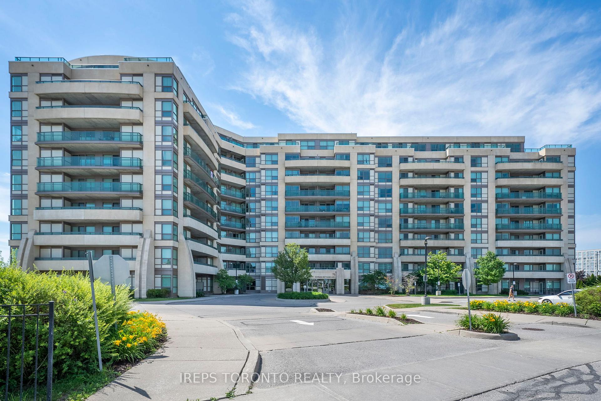 Photo of Unit 209, 75 Norman Bethune Avenue