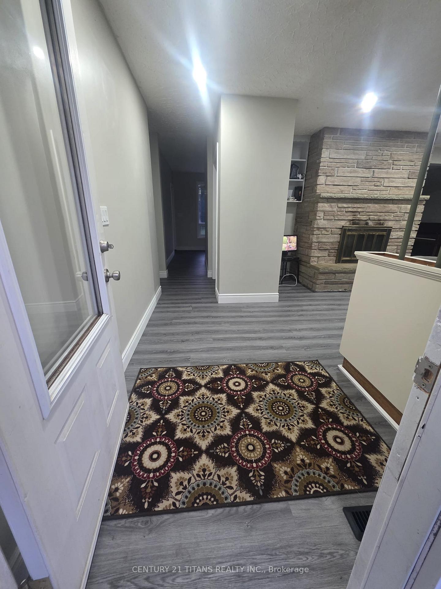 Photo 4 of 1602 Hwy 2 N, Clarington, Courtice — HOMEH