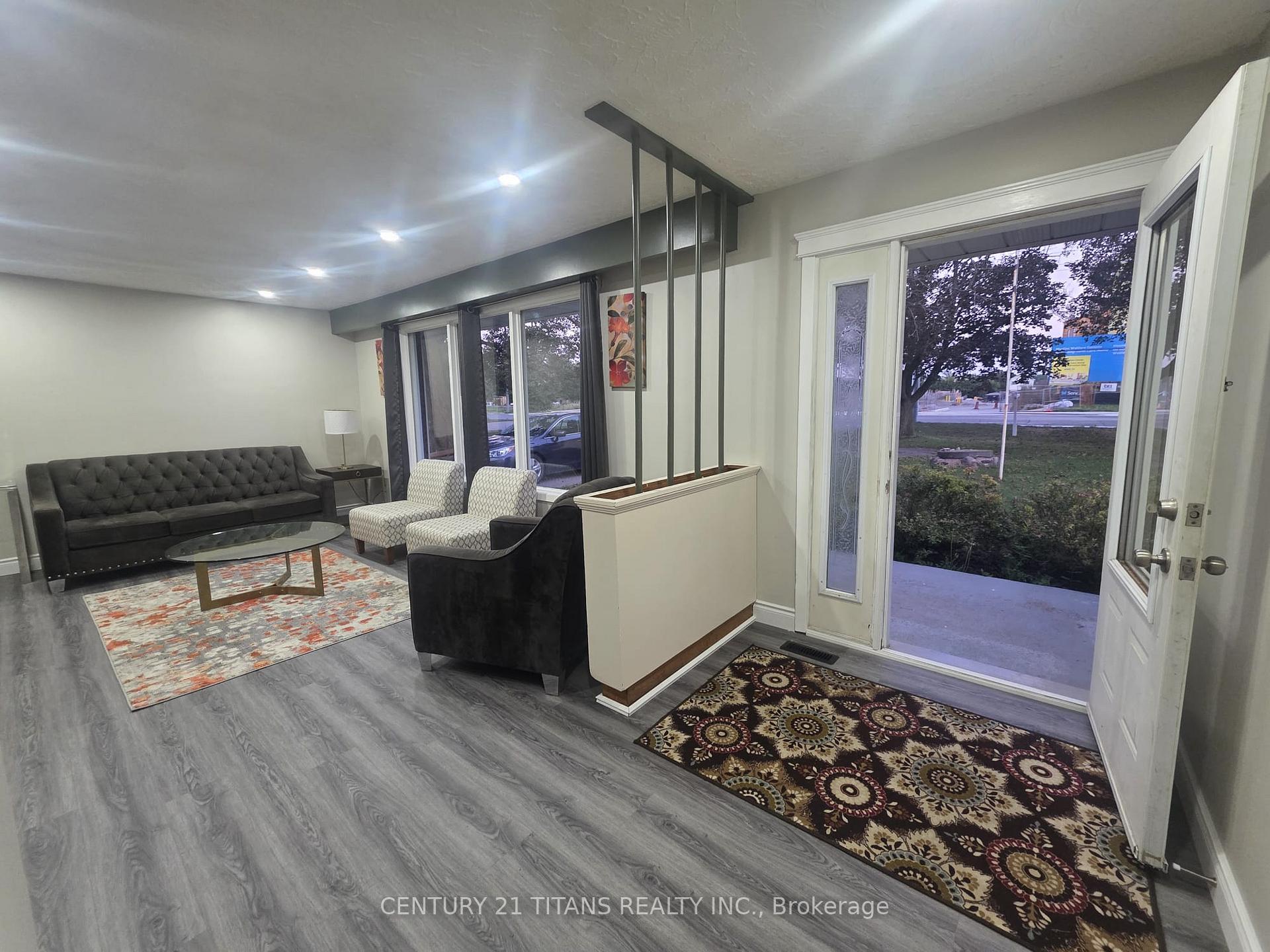 Photo 5 of 1602 Hwy 2 N, Clarington, Courtice — HOMEH