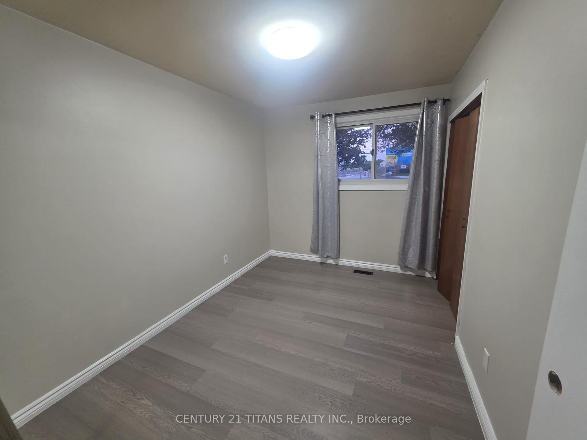 Photo 16 of 1602 Hwy 2 N, Clarington, Courtice — HOMEH
