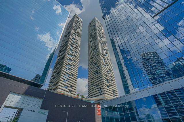 Photo of Unit 6606, 100 Harbour Street