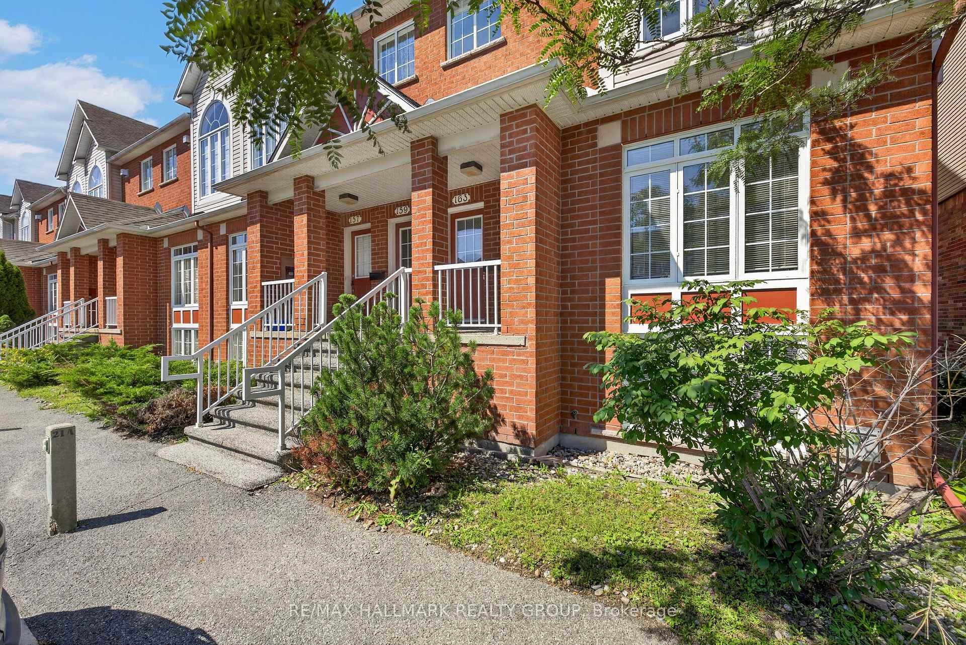 Photo 2 of Unit 161, 70 Edenvale Drive, Ottawa, Kanata - Beaverbrook — HOMEH