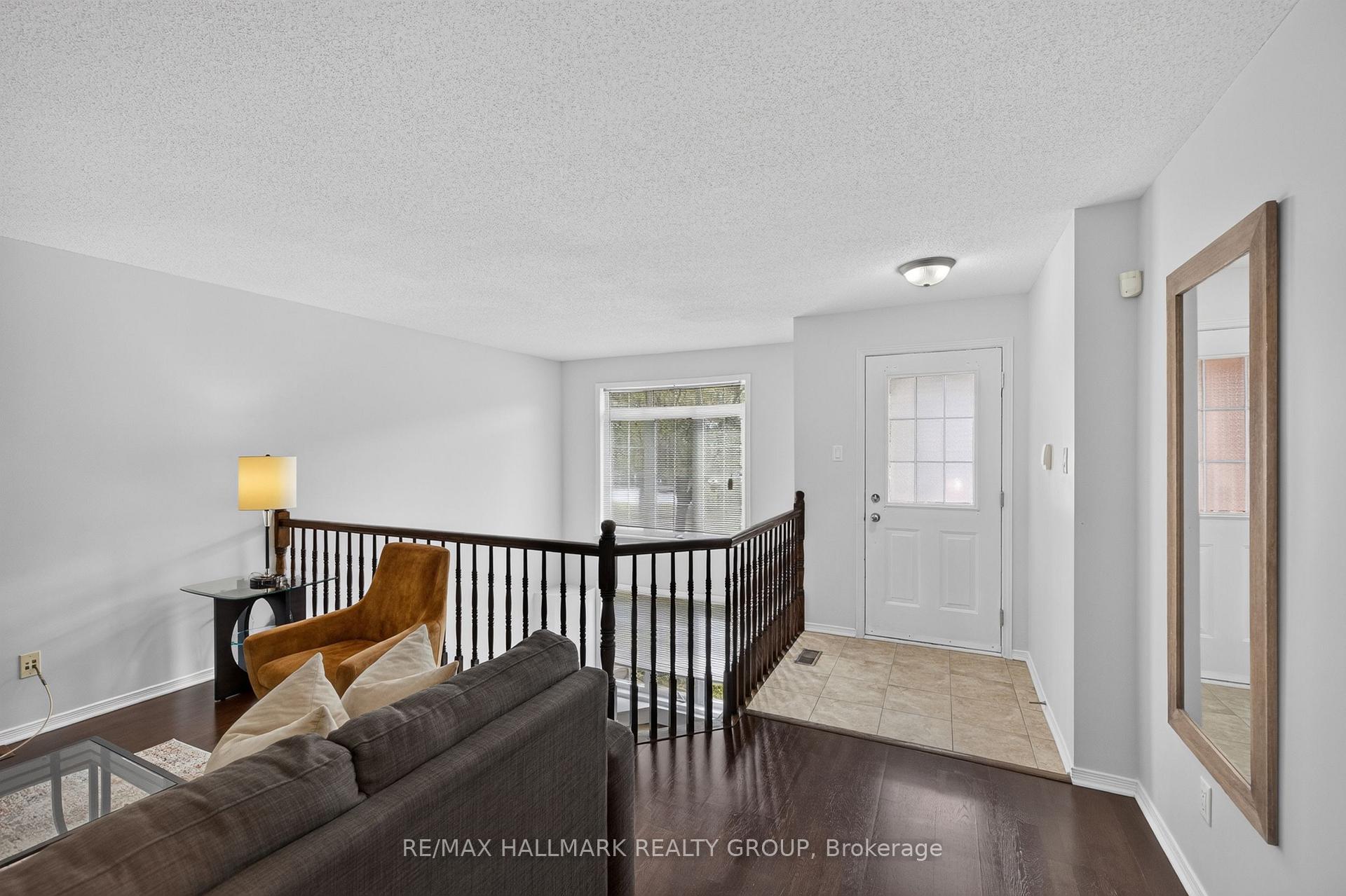 Photo 3 of Unit 161, 70 Edenvale Drive, Ottawa, Kanata - Beaverbrook — HOMEH