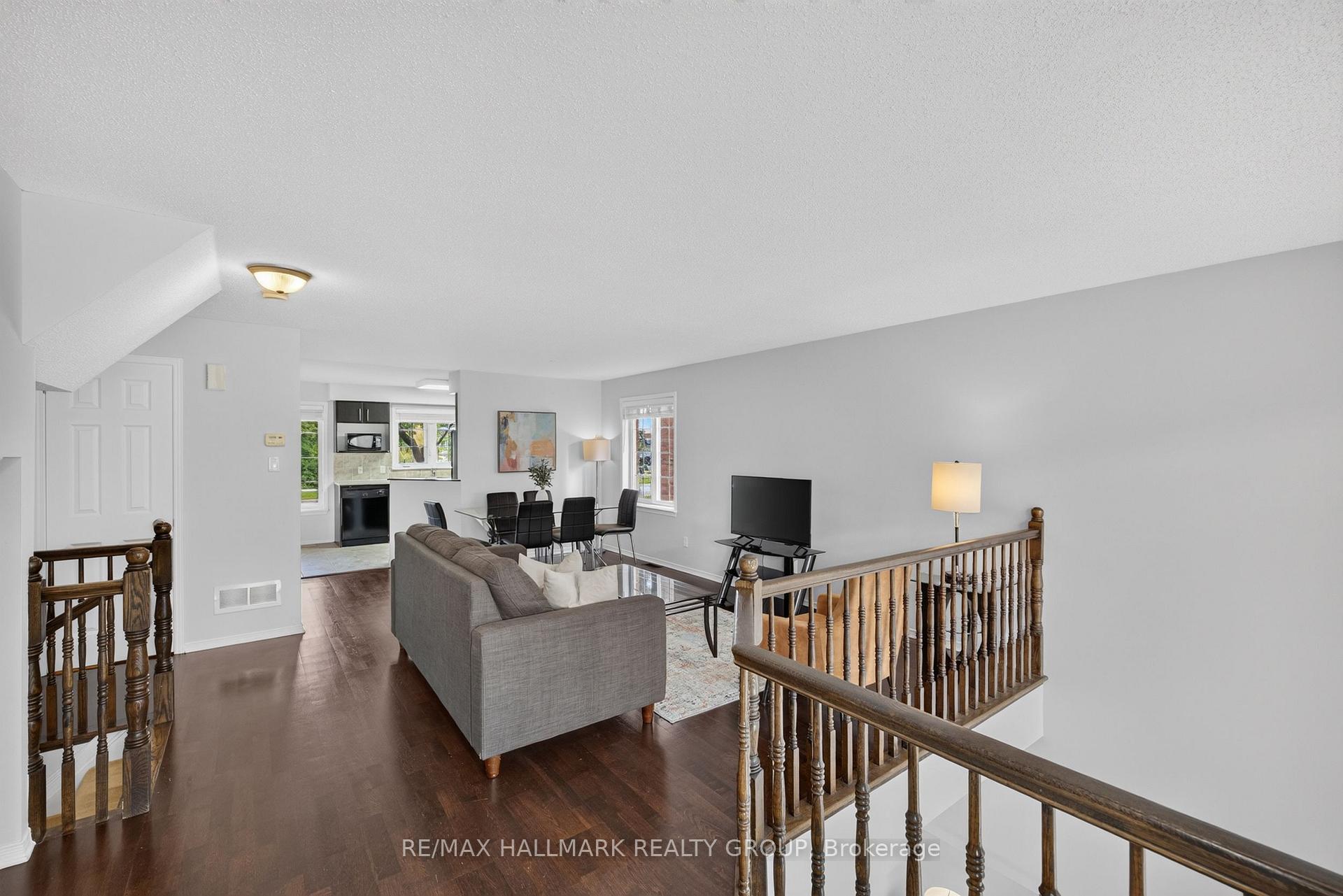Photo 4 of Unit 161, 70 Edenvale Drive, Ottawa, Kanata - Beaverbrook — HOMEH