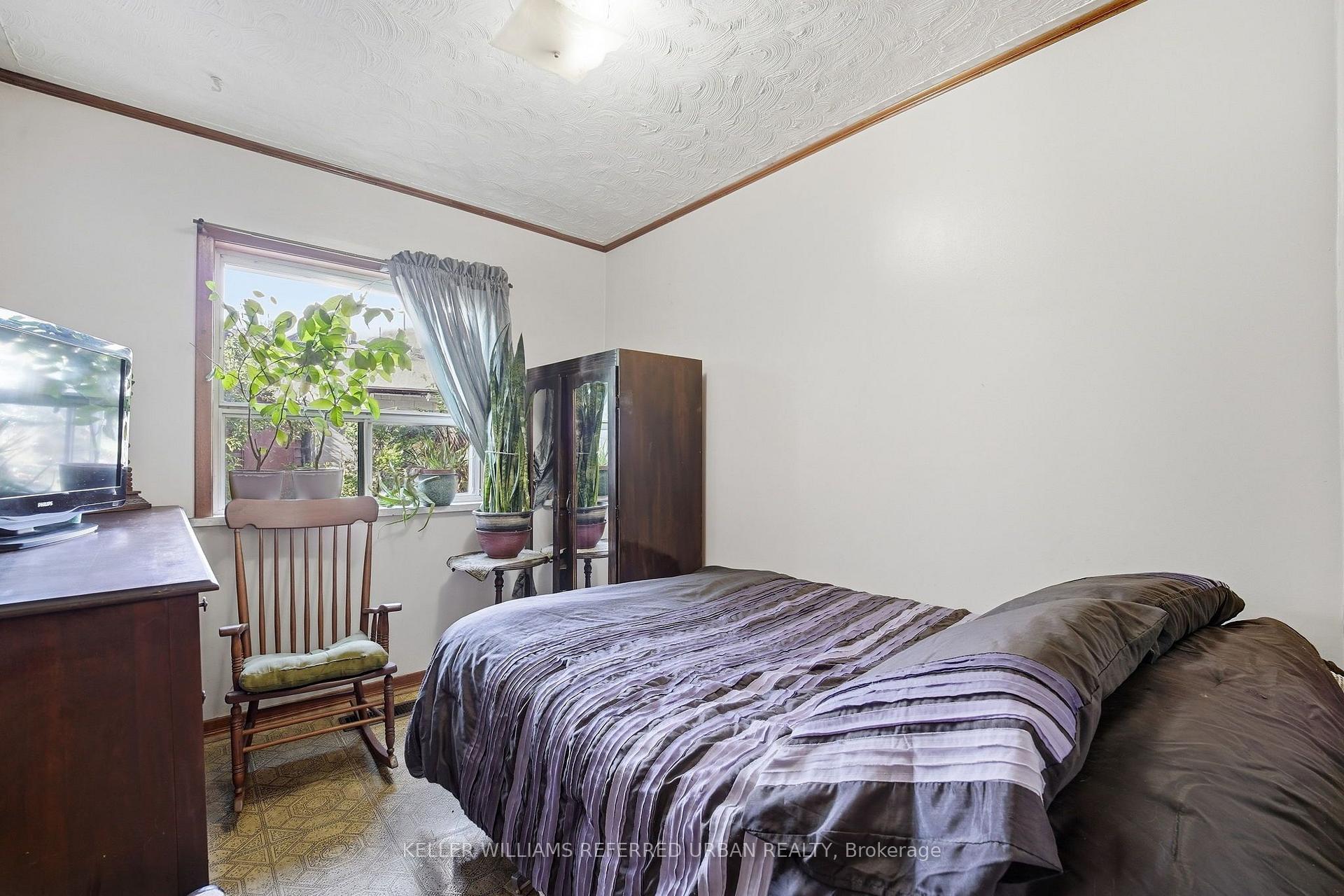 Photo 10 of 266 Roxton Road, Toronto, Palmerston-Little Italy — HOMEH