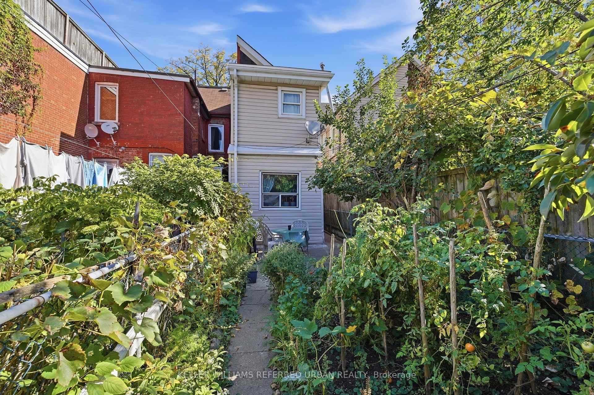 Photo 22 of 266 Roxton Road, Toronto, Palmerston-Little Italy — HOMEH