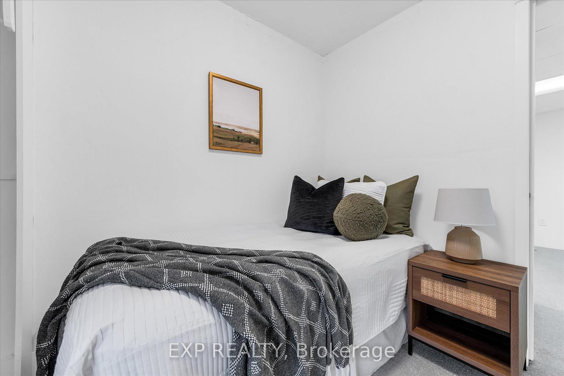 Photo 20 of 11 Ford Street, Hamilton, Corktown — HOMEH