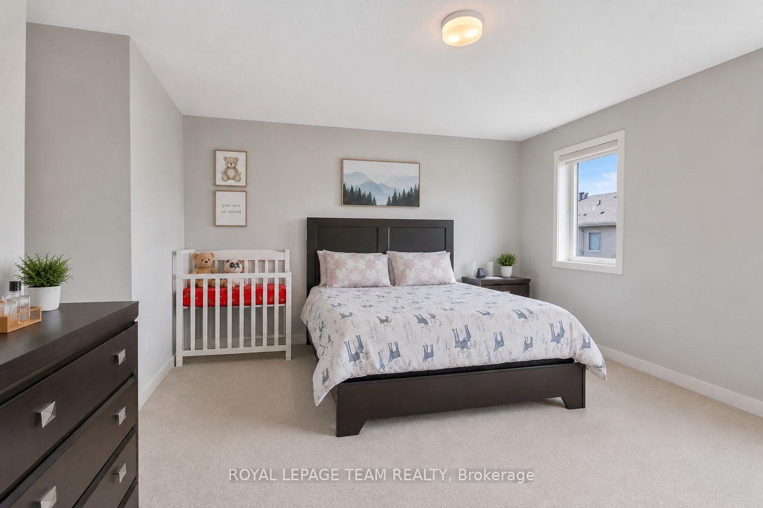 Photo 12 of 2501 Watercolours Way, Ottawa, Barrhaven - Half Moon Bay — HOMEH