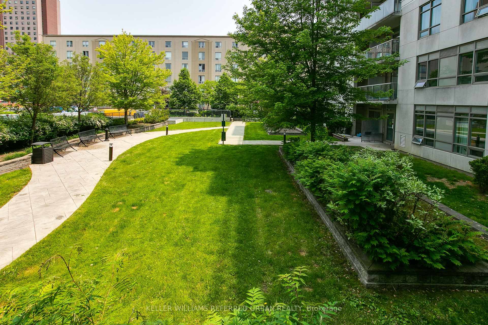 Photo 31 of Unit 1014, 816 Lansdowne Avenue, Toronto, Dovercourt-Wallace Emerson-Junction — HOMEH