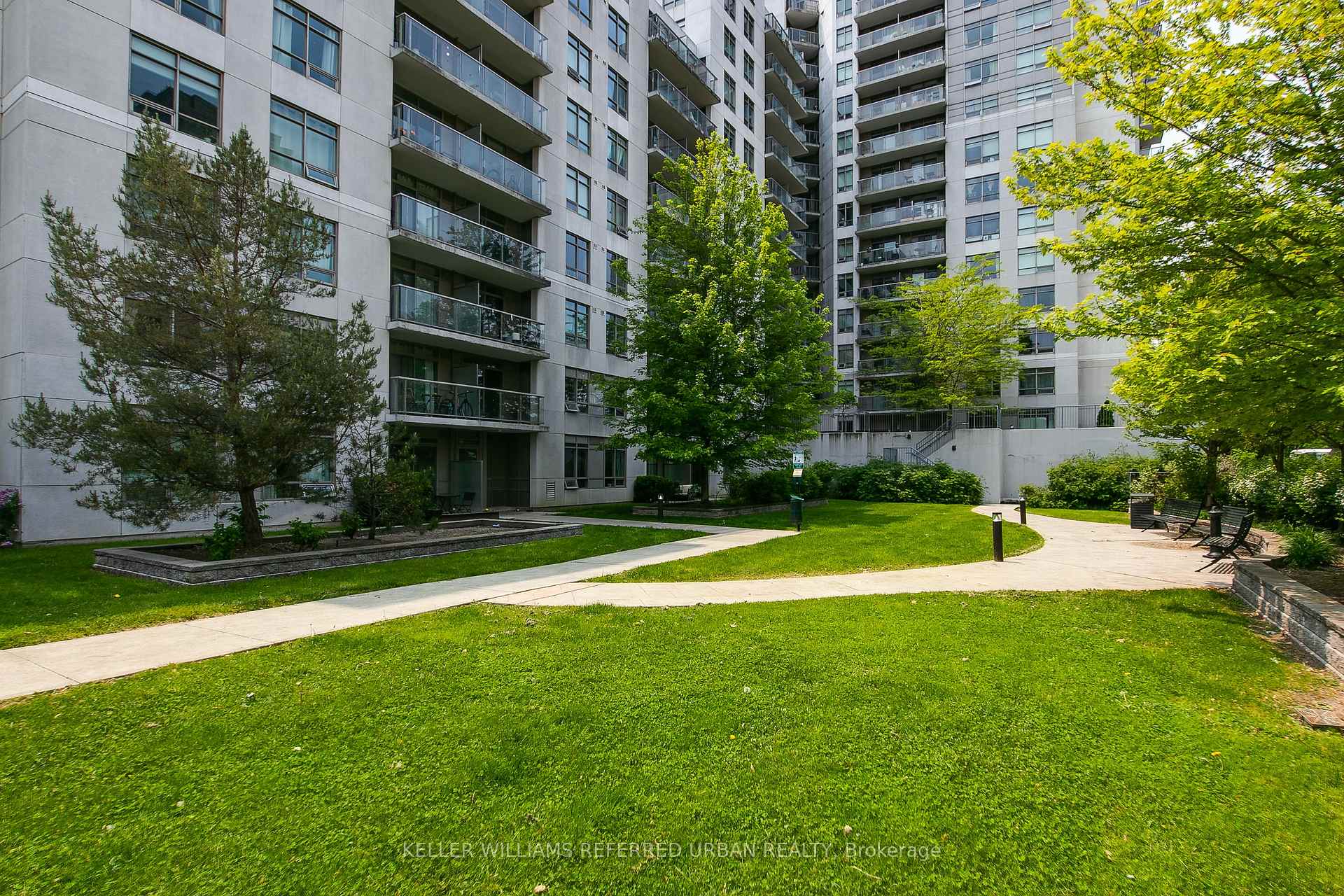 Photo 33 of Unit 1014, 816 Lansdowne Avenue, Toronto, Dovercourt-Wallace Emerson-Junction — HOMEH
