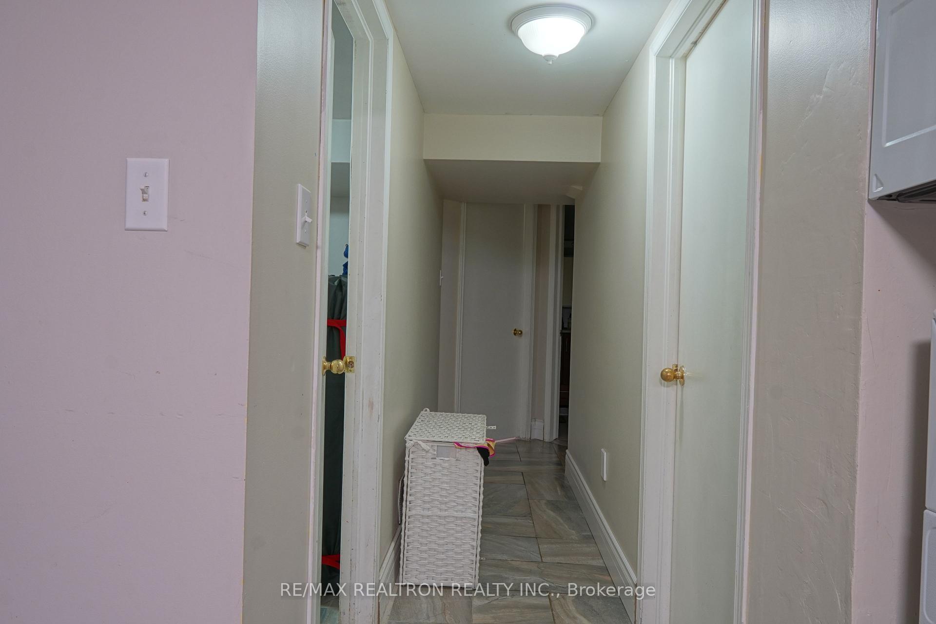 Photo 20 of 359 Hudson Drive, London, East A — HOMEH