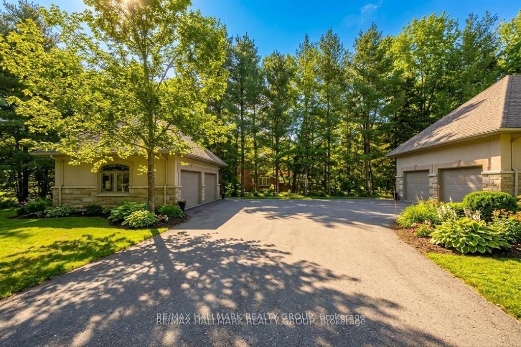 Photo 2 of 5800 Queenscourt Crescent, Ottawa, Manotick East to Manotick Station — HOMEH