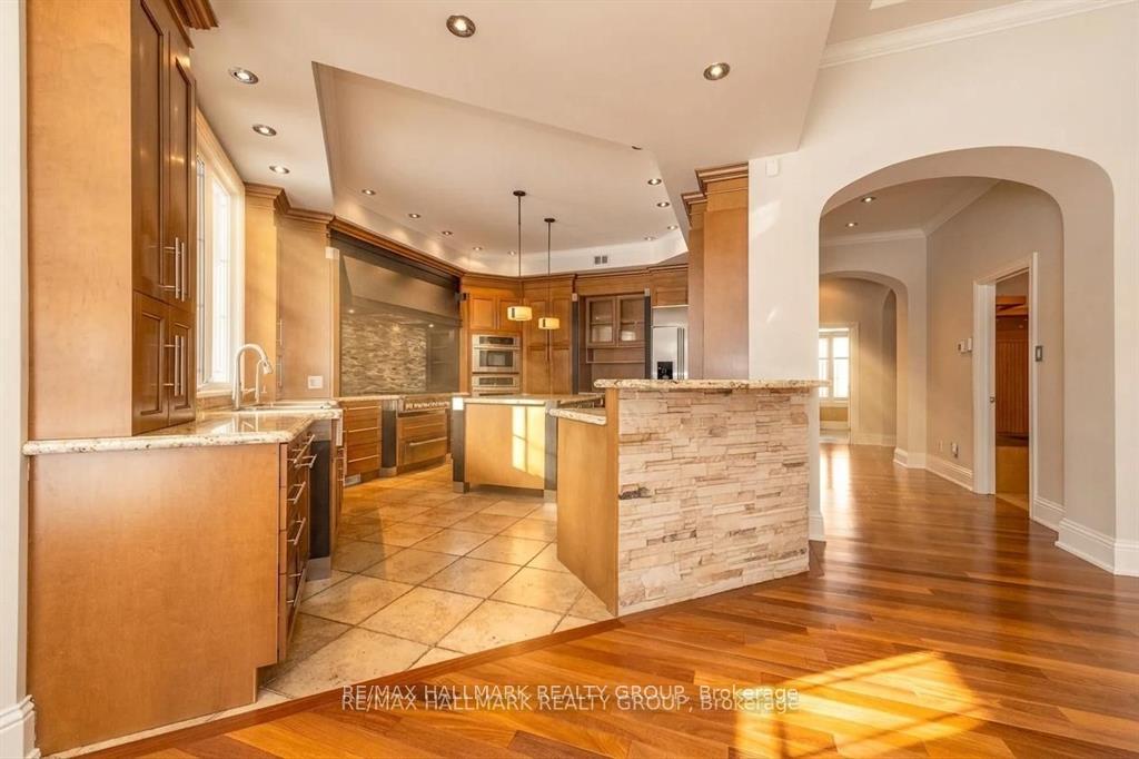 Photo 11 of 5800 Queenscourt Crescent, Ottawa, Manotick East to Manotick Station — HOMEH