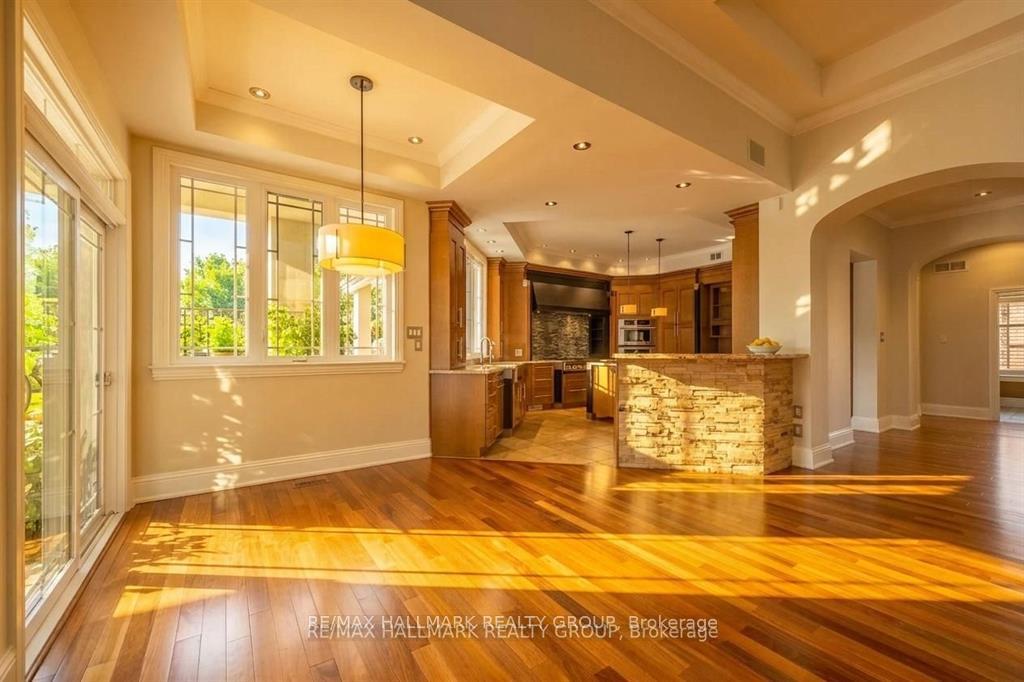Photo 12 of 5800 Queenscourt Crescent, Ottawa, Manotick East to Manotick Station — HOMEH