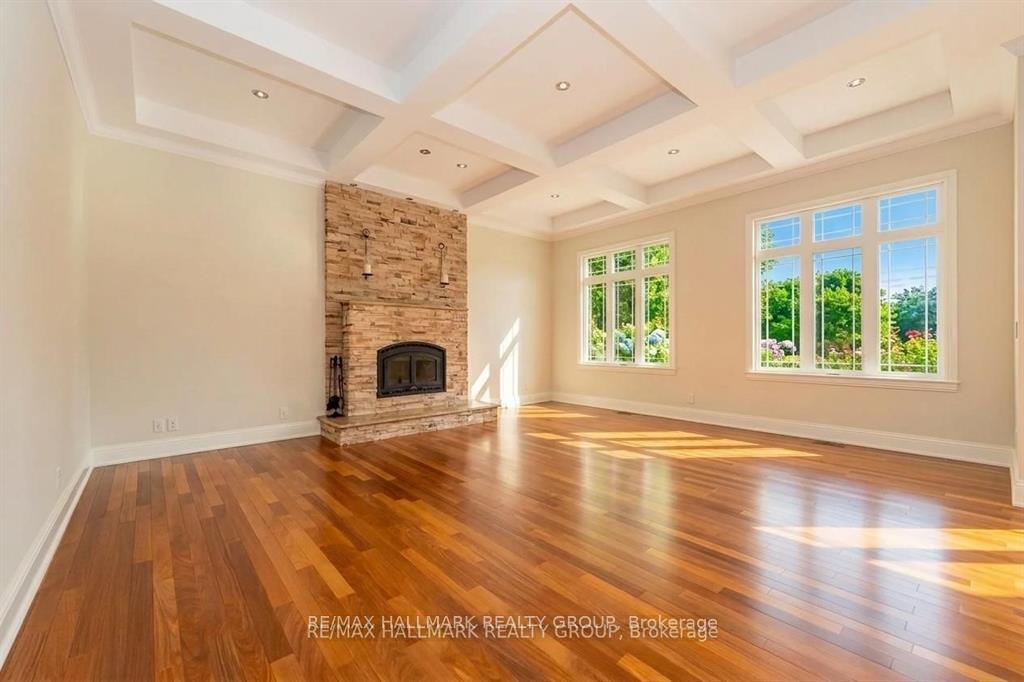 Photo 13 of 5800 Queenscourt Crescent, Ottawa, Manotick East to Manotick Station — HOMEH