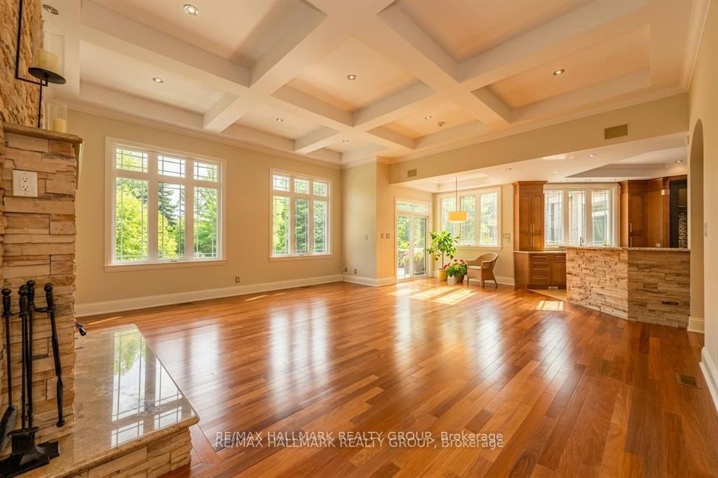 Photo 15 of 5800 Queenscourt Crescent, Ottawa, Manotick East to Manotick Station — HOMEH