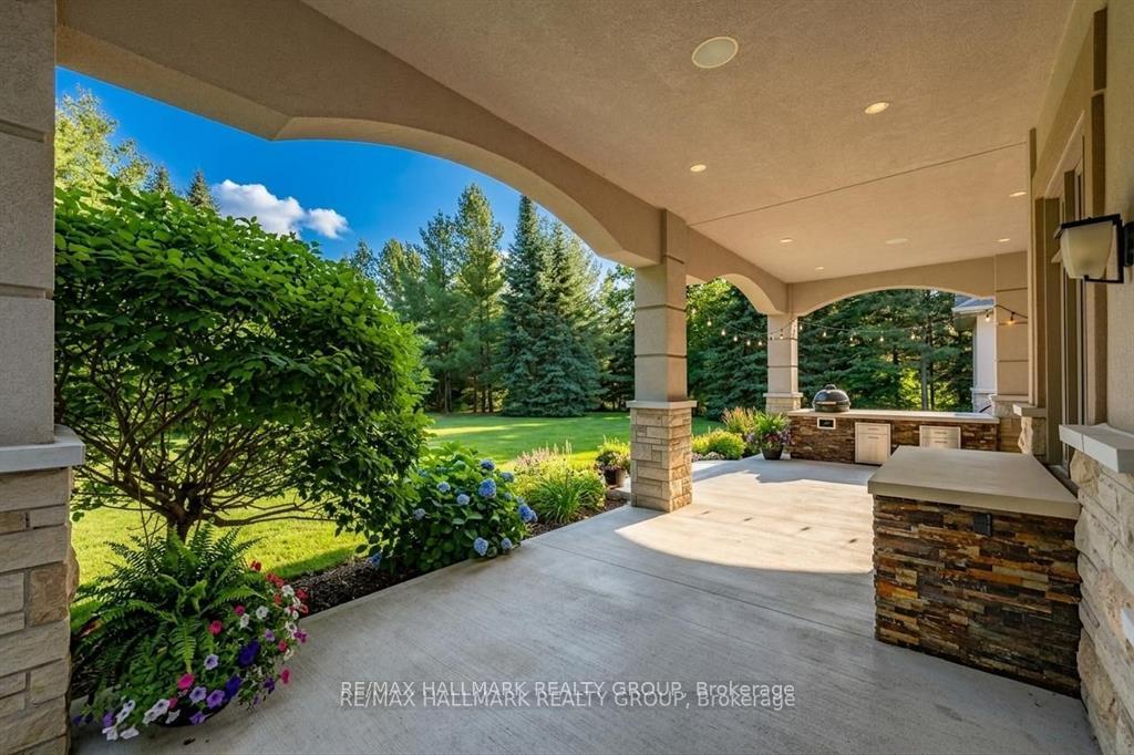 Photo 17 of 5800 Queenscourt Crescent, Ottawa, Manotick East to Manotick Station — HOMEH