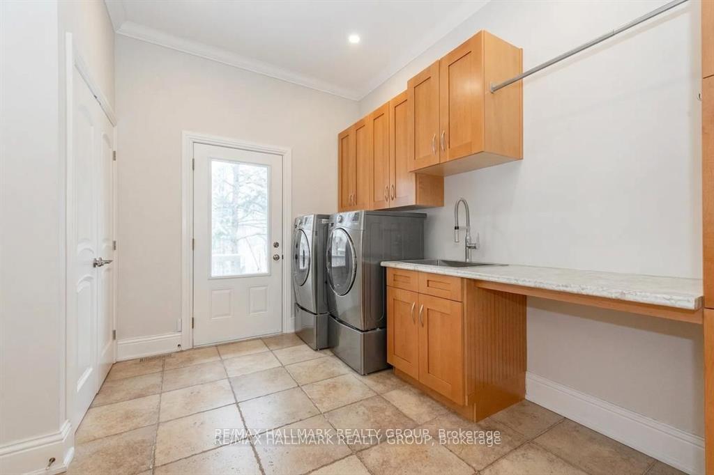 Photo 18 of 5800 Queenscourt Crescent, Ottawa, Manotick East to Manotick Station — HOMEH