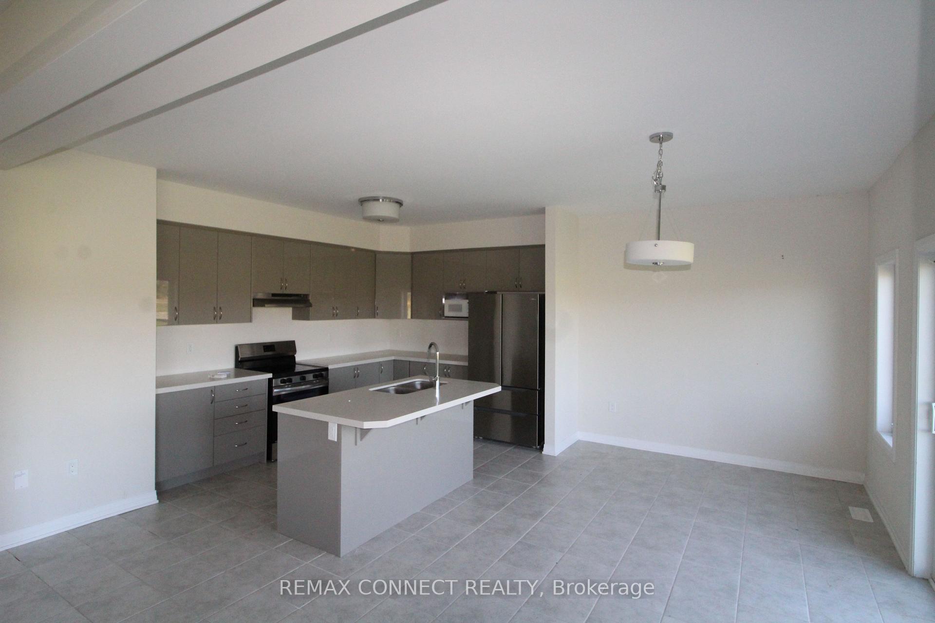 Photo 5 of 3715 Quayside Drive, Severn, West Shore — HOMEH