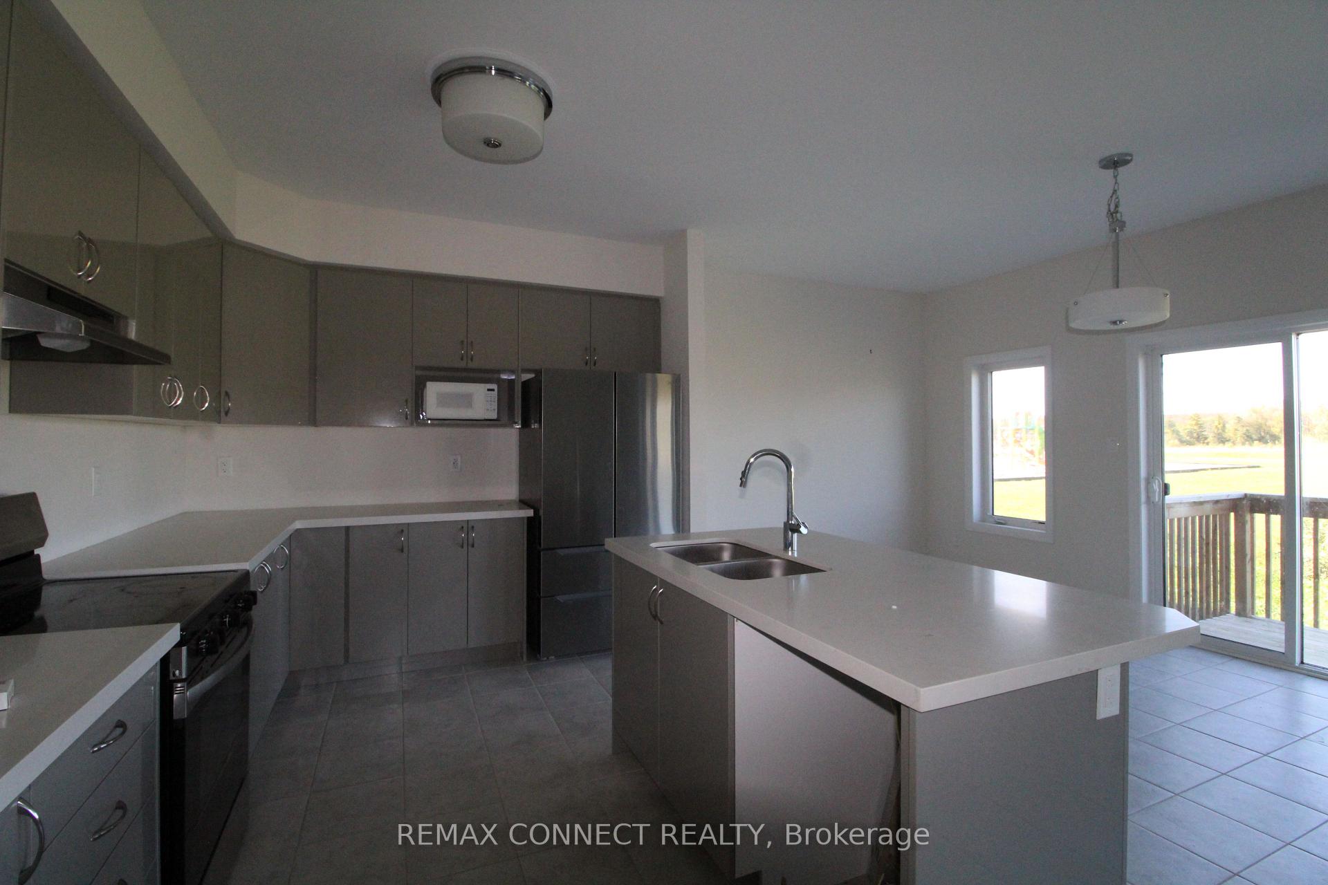 Photo 8 of 3715 Quayside Drive, Severn, West Shore — HOMEH