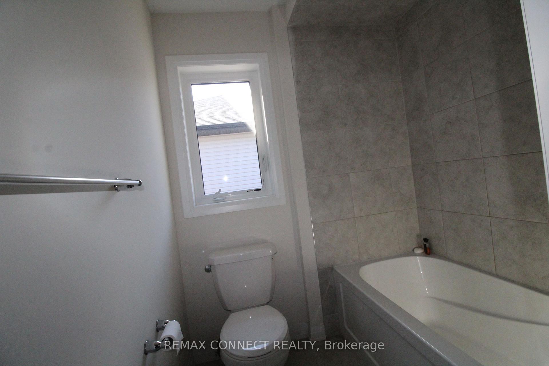 Photo 15 of 3715 Quayside Drive, Severn, West Shore — HOMEH