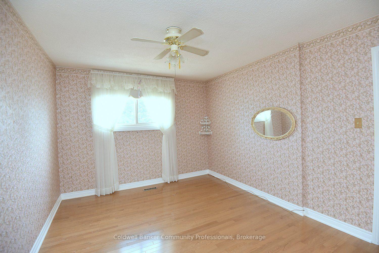 Photo 23 of 81 Aylmer Crescent, Hamilton, Stoney Creek Mountain — HOMEH