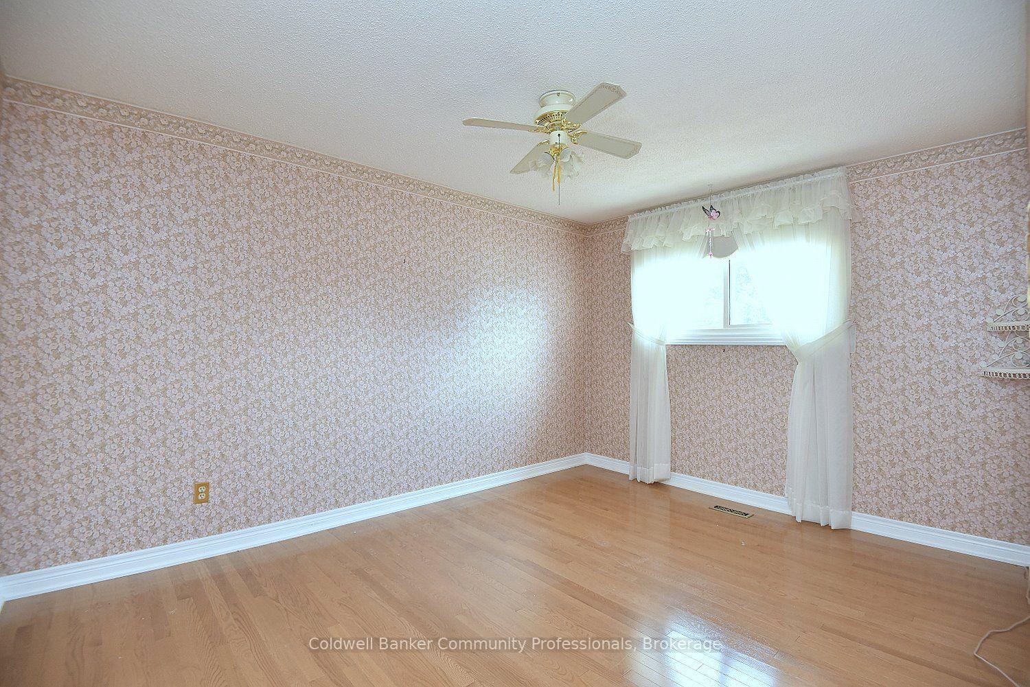 Photo 24 of 81 Aylmer Crescent, Hamilton, Stoney Creek Mountain — HOMEH