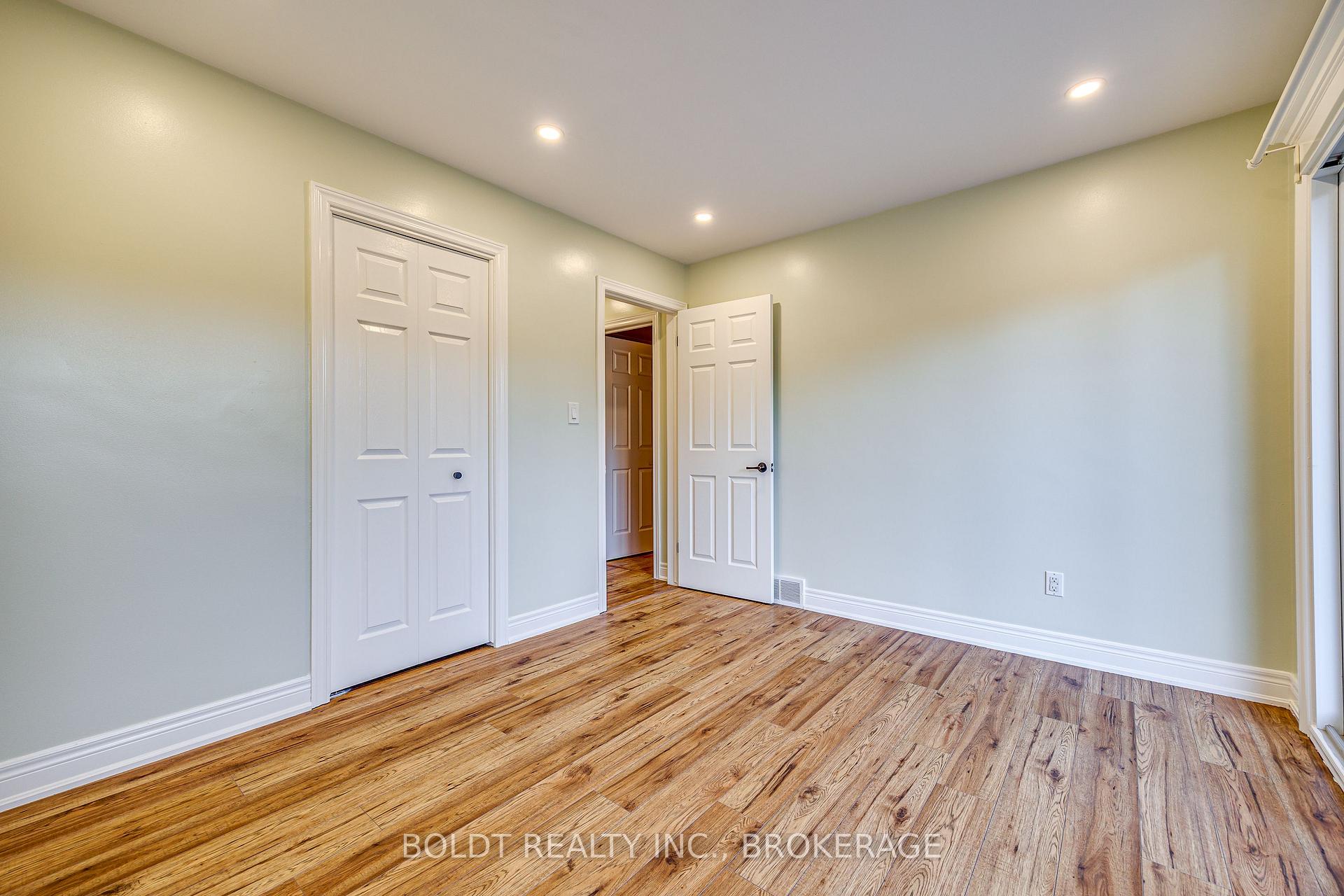 Photo 22 of 12 Bayshore Crescent, St. Catharines, Lakeshore — HOMEH