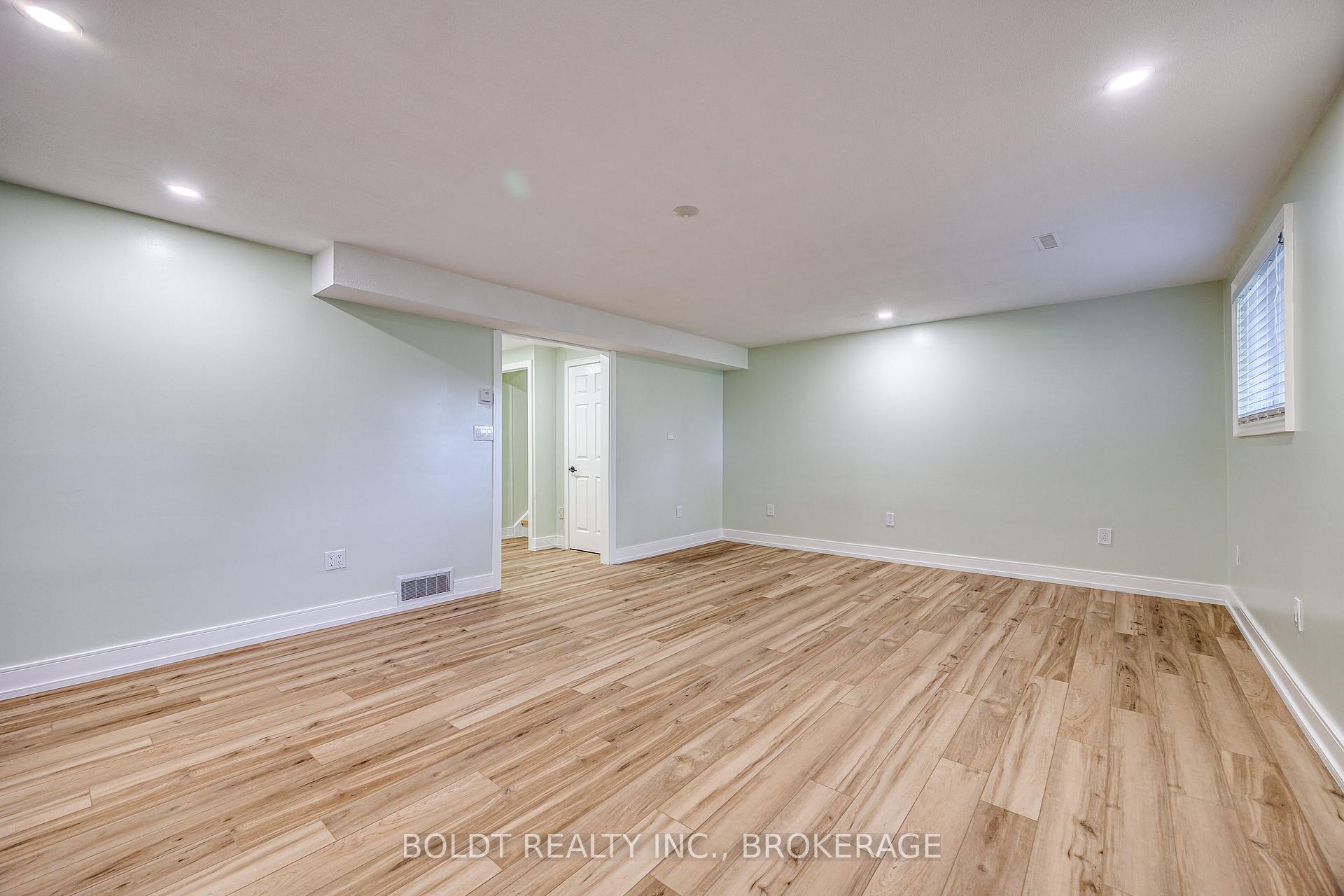 Photo 30 of 12 Bayshore Crescent, St. Catharines, Lakeshore — HOMEH