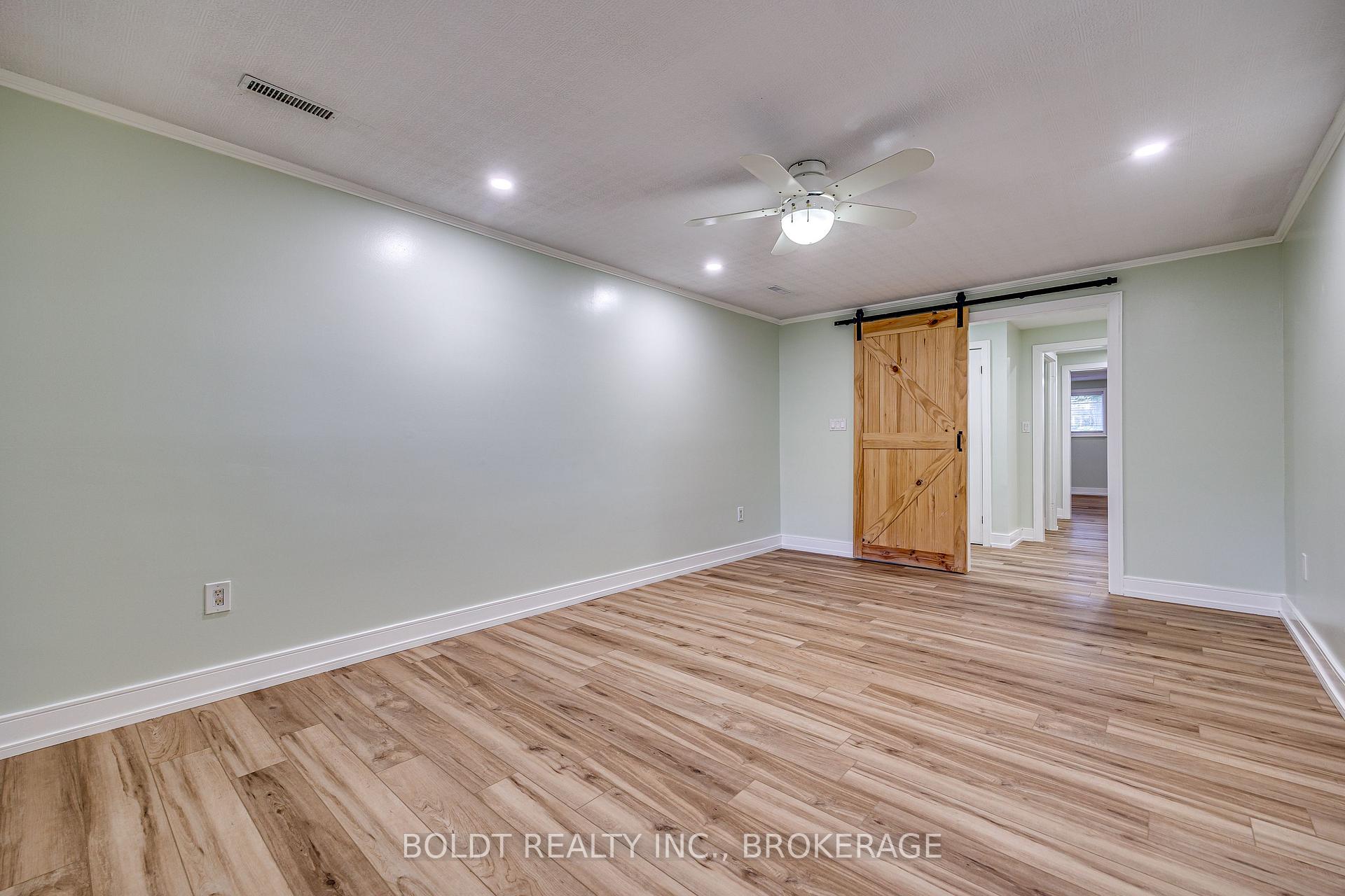 Photo 32 of 12 Bayshore Crescent, St. Catharines, Lakeshore — HOMEH
